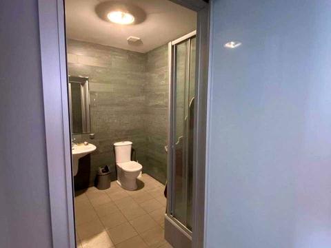 комерційна за адресою Васильківська вул., 72