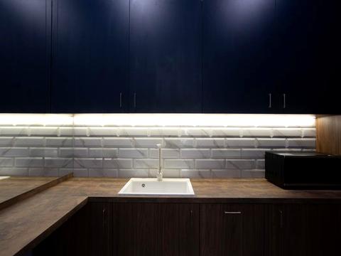 коммерческая по адресу Василя Тютюнника, 28а