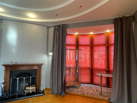 комерційна за адресою Чеховський пров., 8