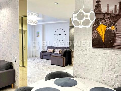 квартира по адресу Софии Русовой ул., 5