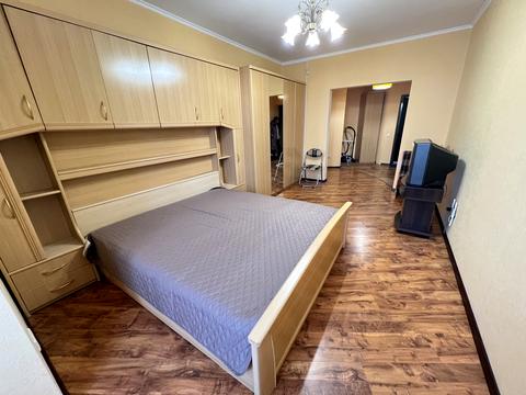 квартира за адресою Миколи Бажана просп., 1-М