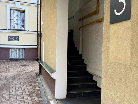 коммерческая по адресу Межигорская ул., 87