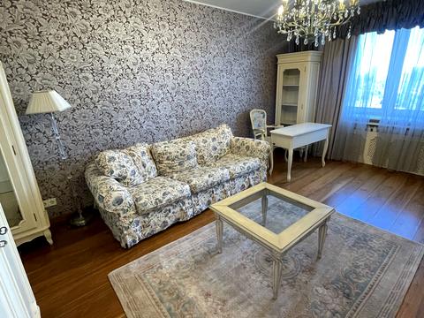 квартира за адресою Феодосійська вул., 10