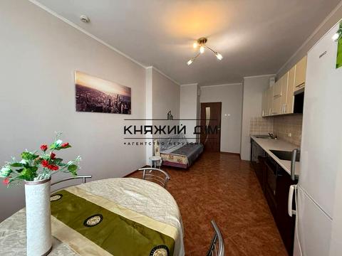 квартира за адресою Срібнокільська вул., 1