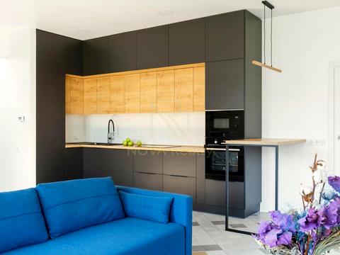 будинок за адресою 10-Озерна