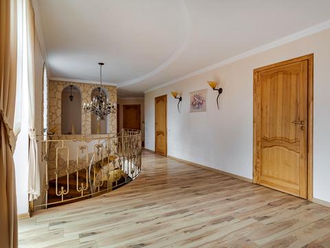 будинок за адресою виноградна, 2