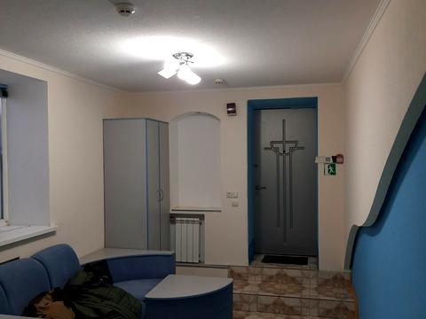 комерційна за адресою Дегтярівська вул., 11-В