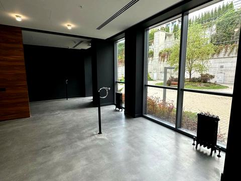 коммерческая по адресу Сечеславская наб. (В. І. Леніна), 45