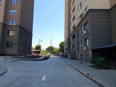 коммерческая по адресу Академика Воробьёва ул. (Академіка Воробйова), 1б
