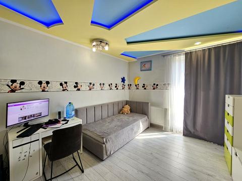 квартира за адресою Володимира Івасюка вул., 7