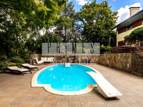 будинок за адресою каштановая