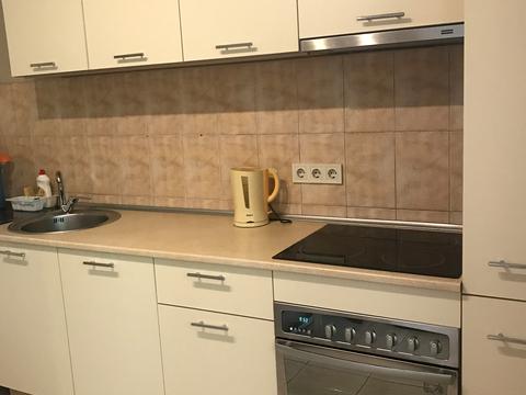 квартира за адресою Милославська вул., 8