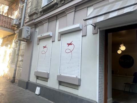комерційна за адресою Гімназична вул., 18