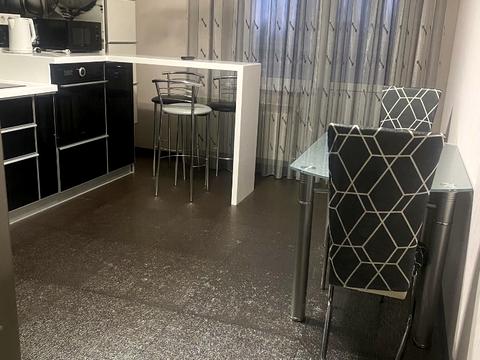 квартира за адресою Йорданська вул. (Лайоша Гавро), 1
