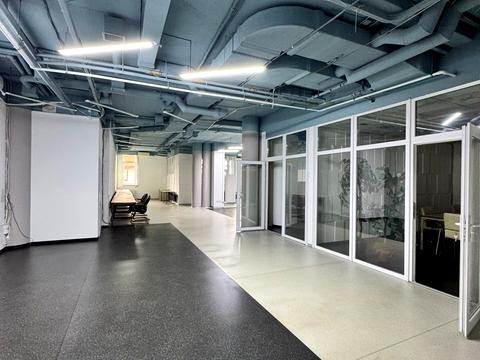 комерційна за адресою В'ячеслава Липинського вул. (), 28