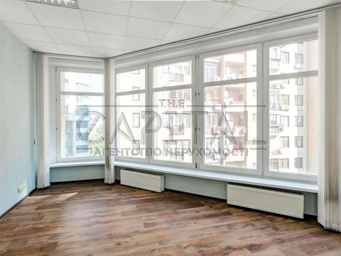 коммерческая по адресу Евгения Коновальца ул. (Щорса), 32-А