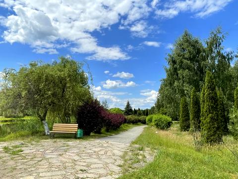 будинок за адресою с. Бобриця, Паркова