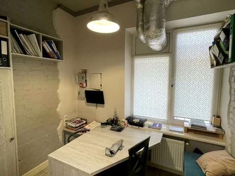 комерційна за адресою Івана Сірка вул. (Дем'яна Коротченка), 7/2