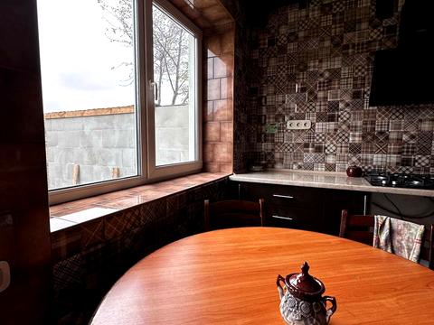 дом по адресу Дніпровська