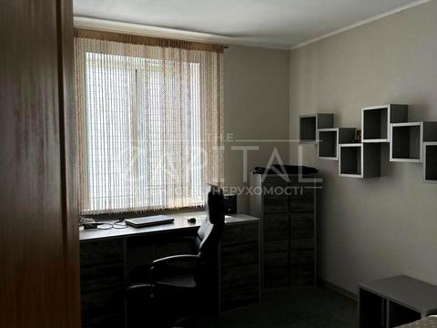 дом по адресу Центральна