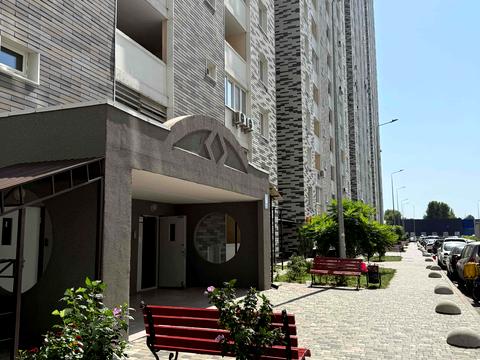 квартира за адресою Ревуцького вул., 54