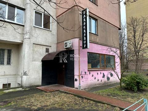 комерційна за адресою Володимира Івасюка просп. (Героїв Сталінграду), 16-Г