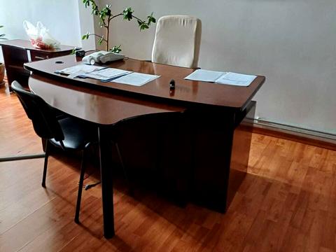 комерційна за адресою Незалежності вул., 4