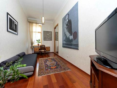 квартира за адресою Шовковична вул., 36/7