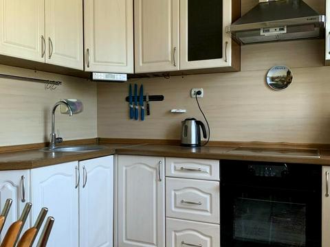 квартира за адресою Академіка Глушкова просп., 35