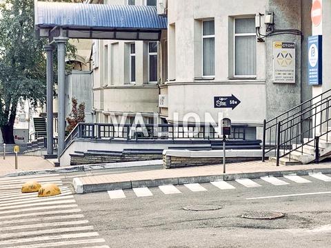 комерційна за адресою Миколи Міхновського бульв. (Дружби Народів), 14-16