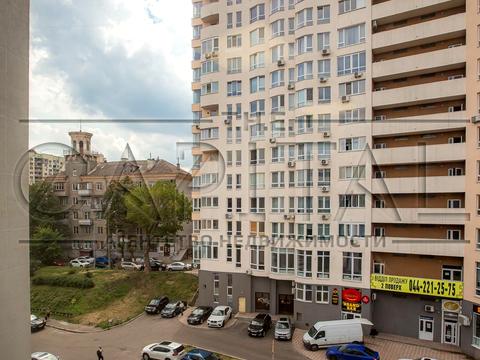 коммерческая по адресу Голосеевская ул., 42