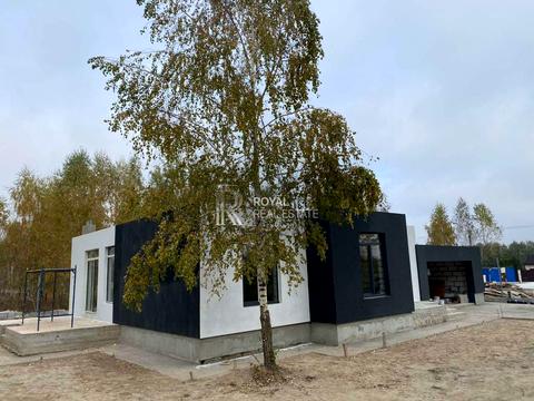 дом по адресу Травнева вул., 10