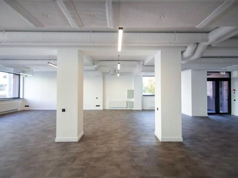 комерційна за адресою Саксаганського вул., 53/8