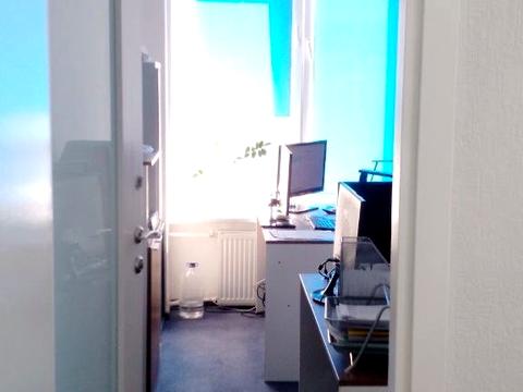 комерційна за адресою Болсуновська вул. (Сергія Струтинського), 8