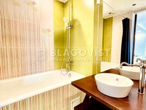 квартира за адресою Лаврська вул. (Січневого Повстання), 4