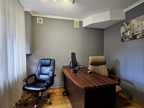 квартира за адресою Лазаряна вул., 10