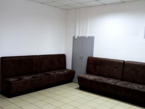 комерційна за адресою Юрія Вороного вул., 45б