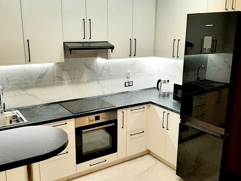 квартира за адресою Дніпровська набережна вул., 20