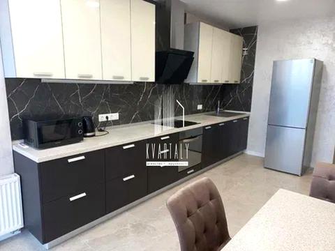 квартира за адресою Київ, Микільсько-Слобідська вул., 8