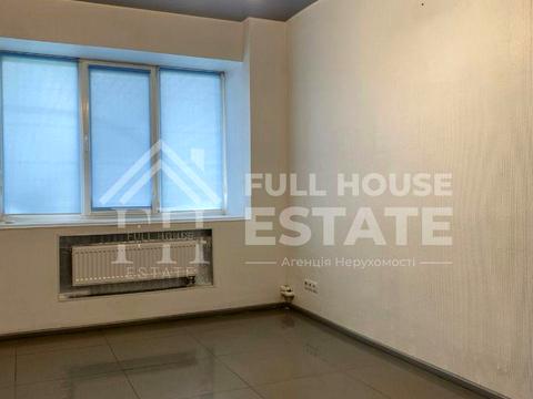 комерційна за адресою Мечникова вул. (Кловський), 18