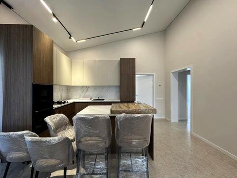 будинок за адресою Вишнева вул.