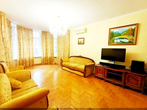 квартира за адресою Дмитрівська вул., 69
