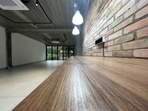 коммерческая по адресу Нижнеюрковская ул., 9