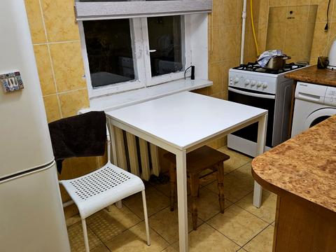 квартира за адресою Сірожупанників вул. (Валентина Сєрова), 36