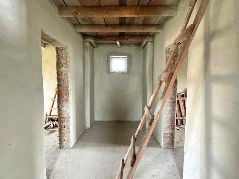 будинок за адресою Івана Огієнка вул.
