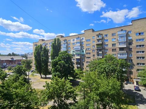квартира за адресою Ігоря Качуровського пров. (Миколи Руднєва), 1-А