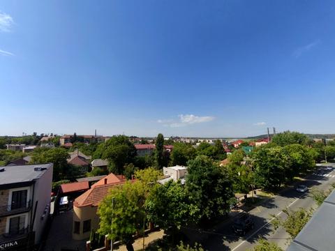квартира за адресою Собранецька, 100