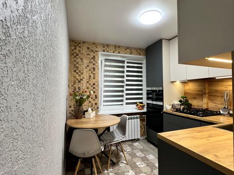 квартира за адресою Богдана Хмельницького просп. (Героїв Сталінграда), 108-А