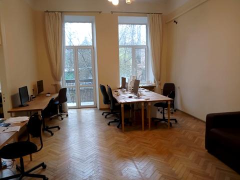 комерційна за адресою Архітектора Городецького вул., 11-Б