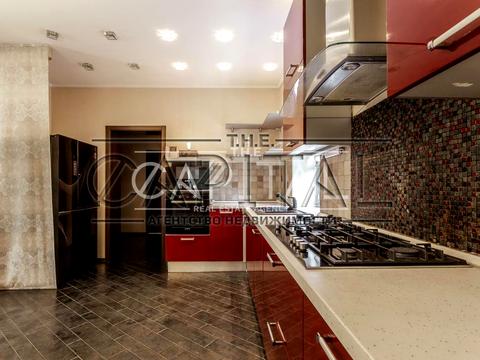 будинок за адресою Центральна вул., 45